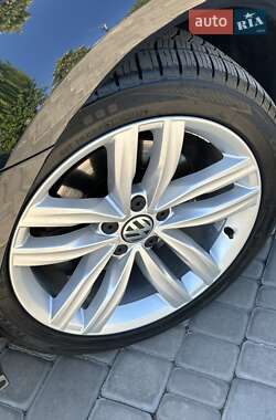 Седан Volkswagen Passat 2018 в 