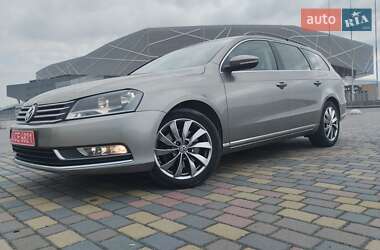 Універсал Volkswagen Passat 2012 в 