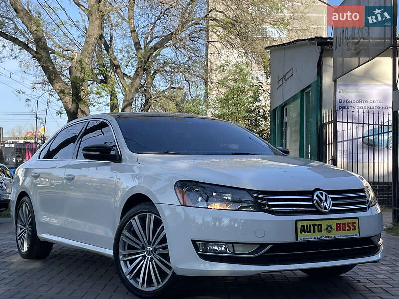 Седан Volkswagen Passat 2014 в Миколаєві