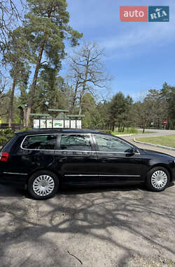 Універсал Volkswagen Passat 2008 в 