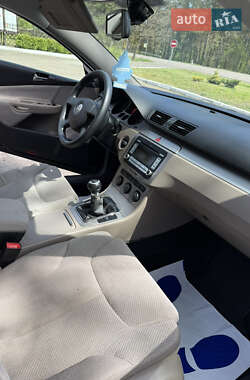 Універсал Volkswagen Passat 2008 в 