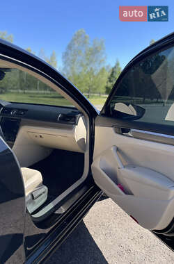 Седан Volkswagen Passat 2016 в 