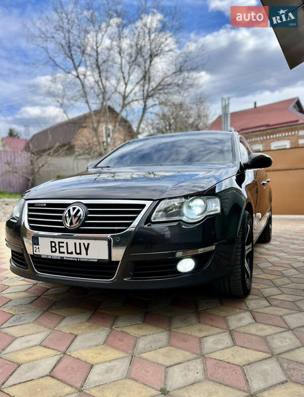Універсал Volkswagen Passat 2010 в Валках