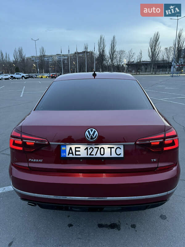 Седан Volkswagen Passat 2016 в Днепре фото 8 Седан Volkswagen Passat 2016 в Днепре