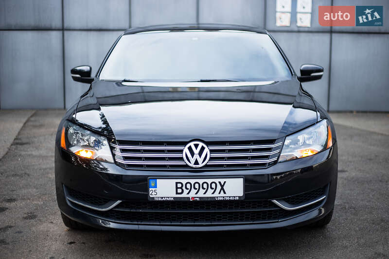 Седан Volkswagen Passat 2012 в Киеве