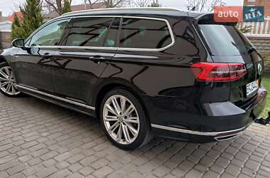 Універсал Volkswagen Passat 2017 в 