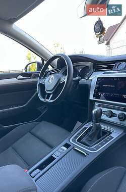 Универсал Volkswagen Passat 2019 в 