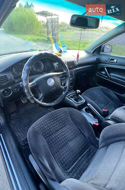 Универсал Volkswagen Passat 2003 в 