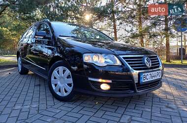Універсал Volkswagen Passat 2008 в 