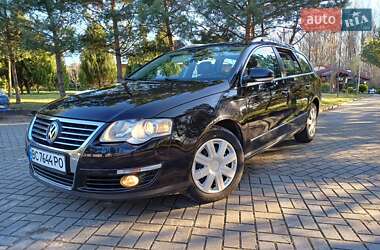 Універсал Volkswagen Passat 2008 в 