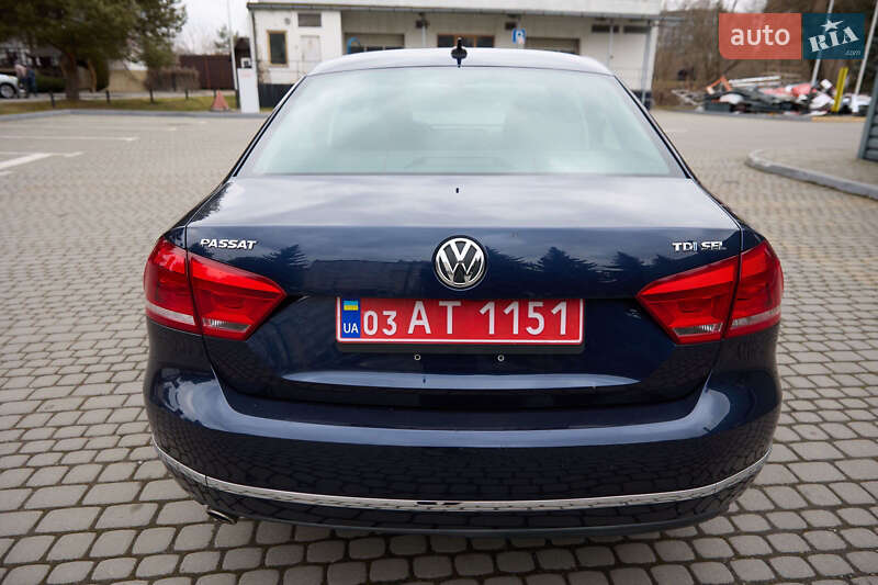 Седан Volkswagen Passat 2014 в Ивано-Франковске