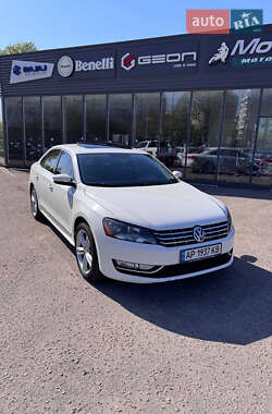 Седан Volkswagen Passat 2012 в Запоріжжі