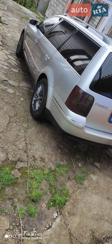 Універсал Volkswagen Passat 2002 в Івано-Франківську