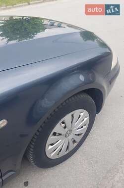 Универсал Volkswagen Passat 2001 в 