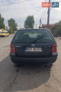 Универсал Volkswagen Passat 2001 в 