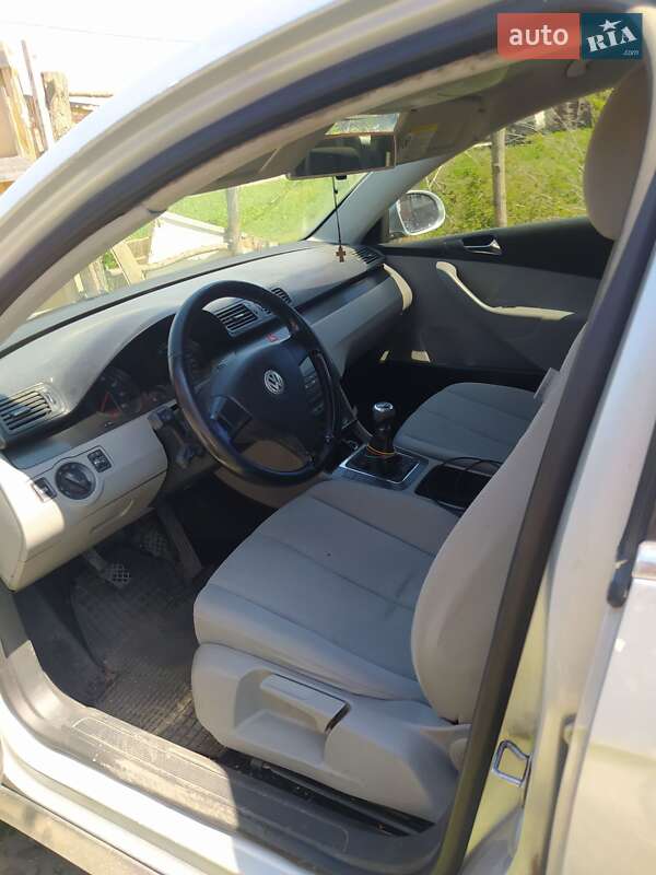 Седан Volkswagen Passat 2008 в Кропивницком