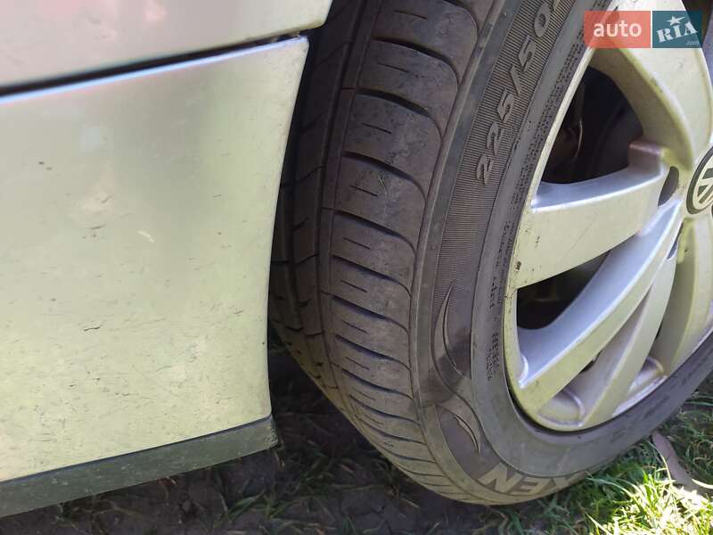 Седан Volkswagen Passat 2008 в Кропивницком