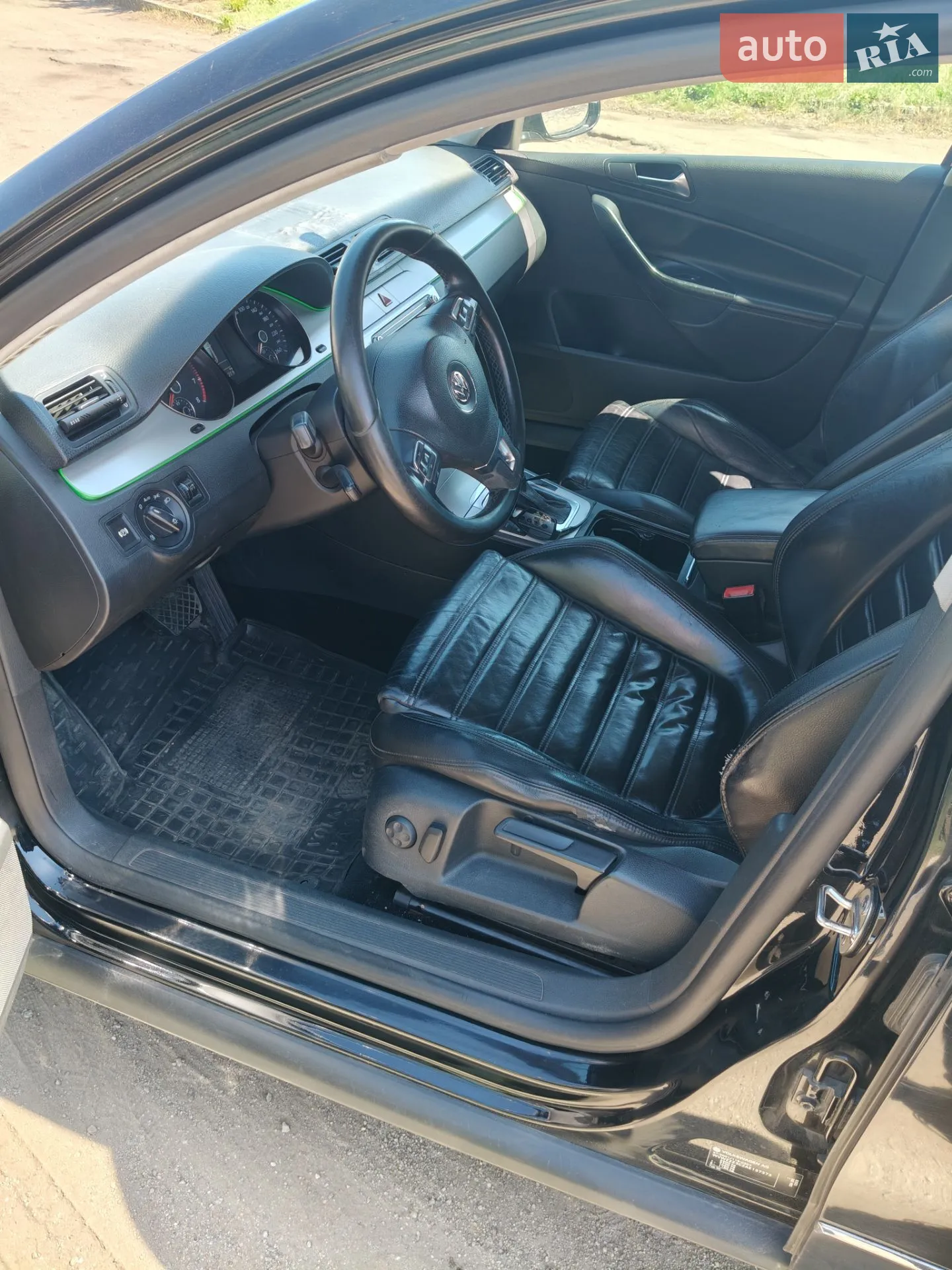 2010 Volkswagen Passat - мініатюра 8