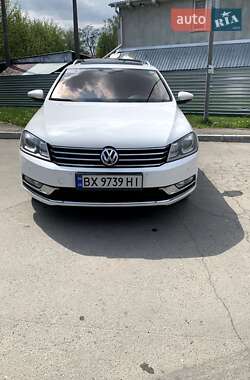 Універсал Volkswagen Passat 2011 в Хмельницькому