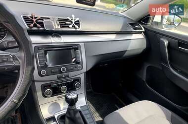 Универсал Volkswagen Passat 2011 в 