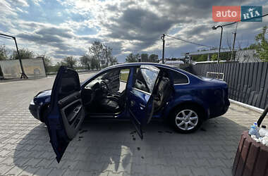Седан Volkswagen Passat 2003 в 