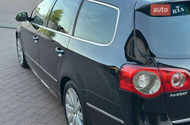 Універсал Volkswagen Passat 2009 в 