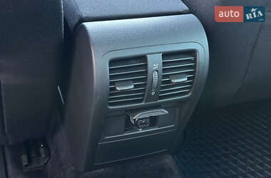 Універсал Volkswagen Passat 2009 в 