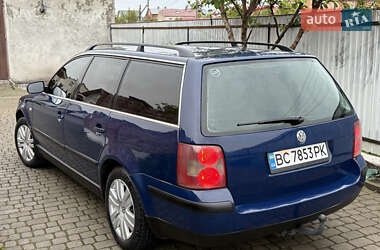 Універсал Volkswagen Passat 2001 в 