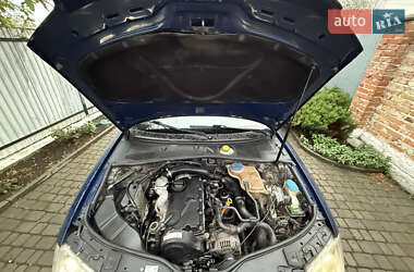 Універсал Volkswagen Passat 2001 в 