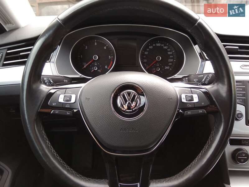 Универсал Volkswagen Passat 2015 в Хмельницком фото 42 Универсал Volkswagen Passat 2015 в Хмельницком