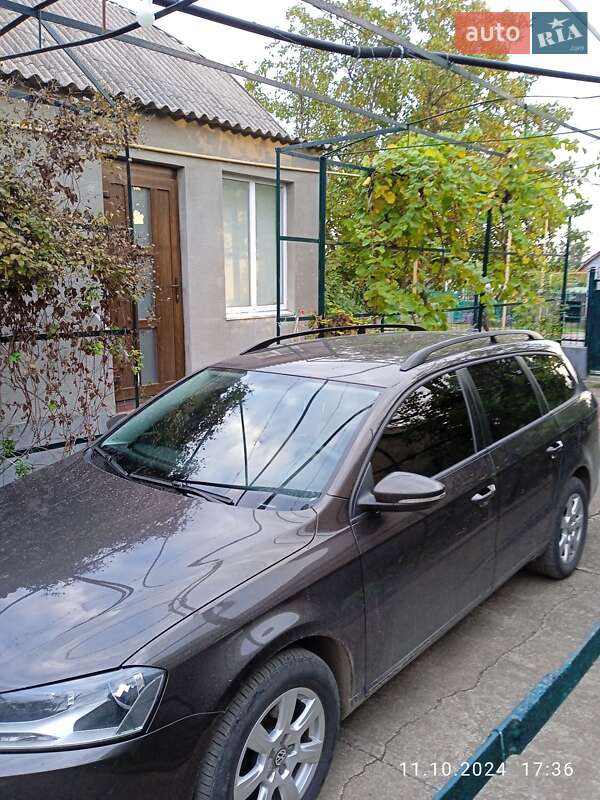 Универсал Volkswagen Passat 2014 в Веселинове