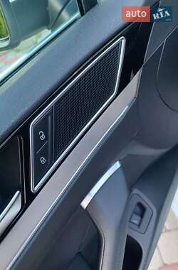 Универсал Volkswagen Passat 2016 в 