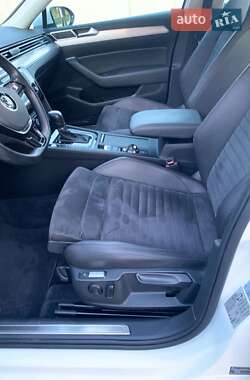 Универсал Volkswagen Passat 2016 в 