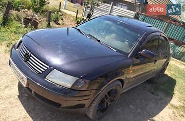 Седан Volkswagen Passat 1997 в Сараті