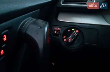 Універсал Volkswagen Passat 2011 в 