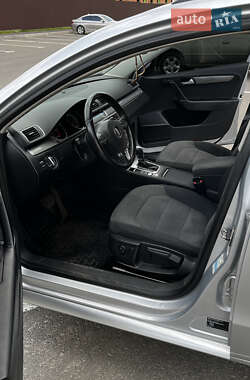 Универсал Volkswagen Passat 2013 в 