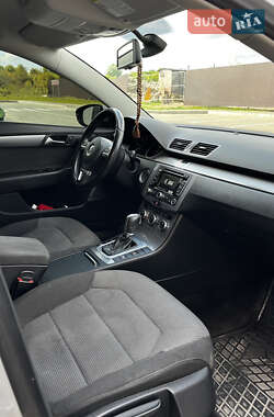Универсал Volkswagen Passat 2013 в 