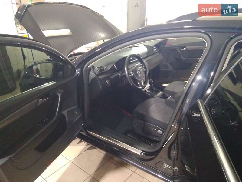 Универсал Volkswagen Passat 2013 в Виннице