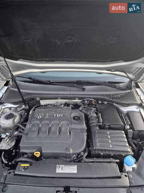 Универсал Volkswagen Passat 2014 в Мукачево