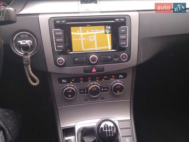 Универсал Volkswagen Passat 2013 в Виннице