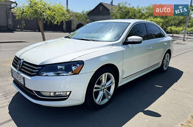 Седан Volkswagen Passat 2014 в Измаиле