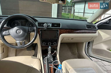 Седан Volkswagen Passat 2012 в 