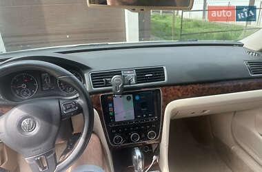 Седан Volkswagen Passat 2012 в 