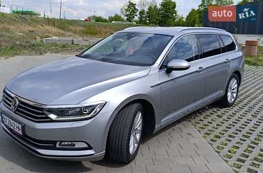 Универсал Volkswagen Passat 2018 в Хмельницком