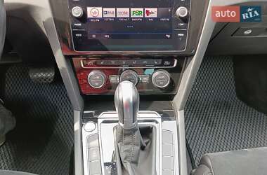 Универсал Volkswagen Passat 2018 в Хмельницком