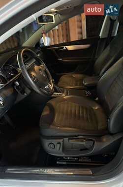 Седан Volkswagen Passat 2012 в 