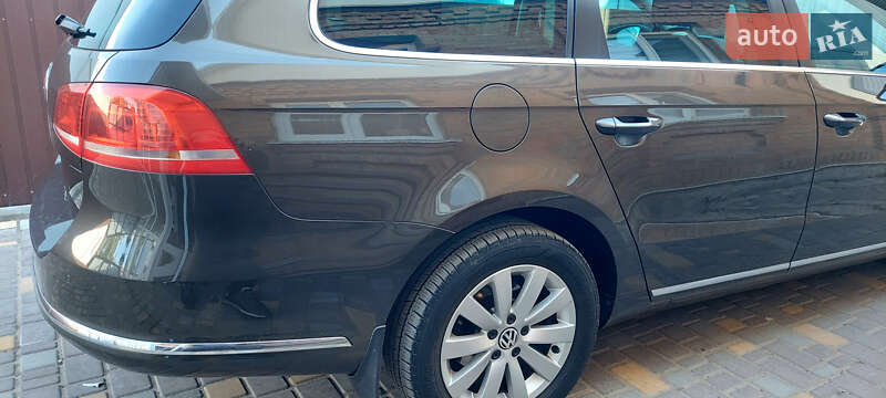 Универсал Volkswagen Passat 2012 в Бердичеве