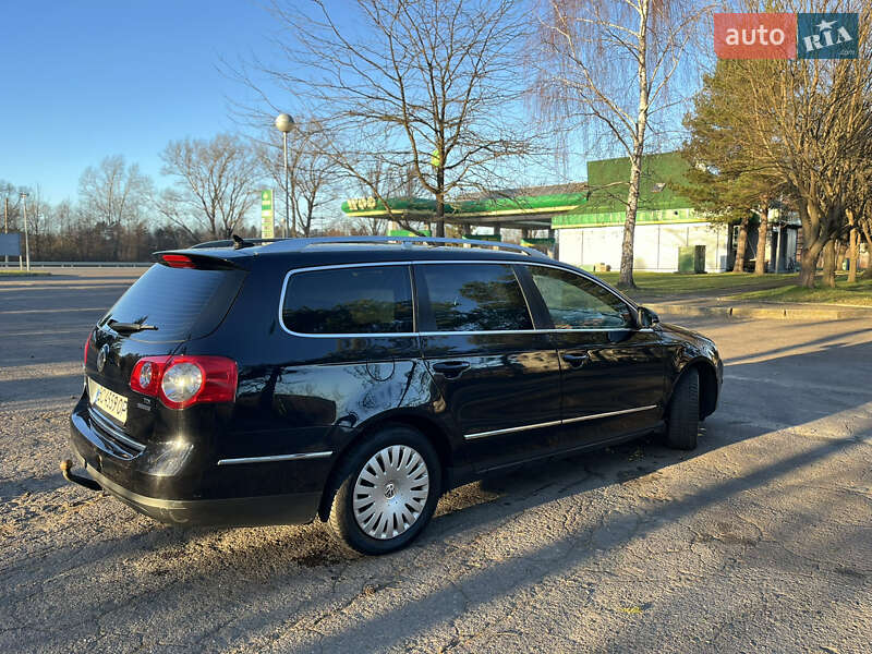 Универсал Volkswagen Passat 2010 в Львове