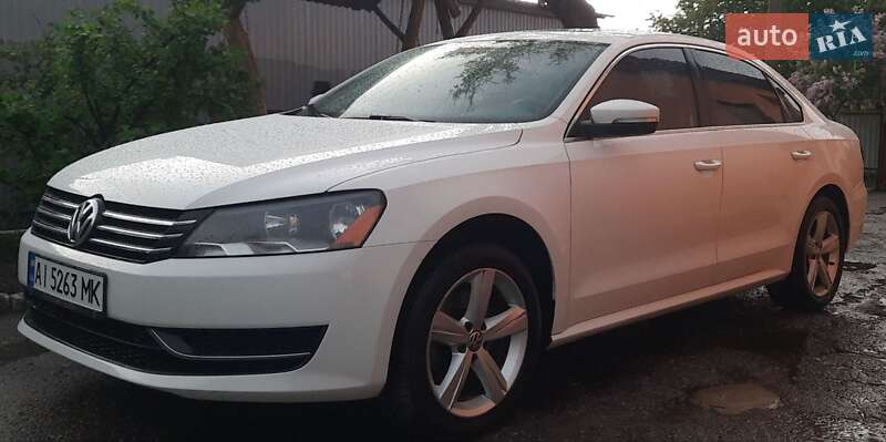 Седан Volkswagen Passat 2012 в 