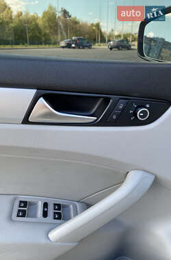 Седан Volkswagen Passat 2012 в 